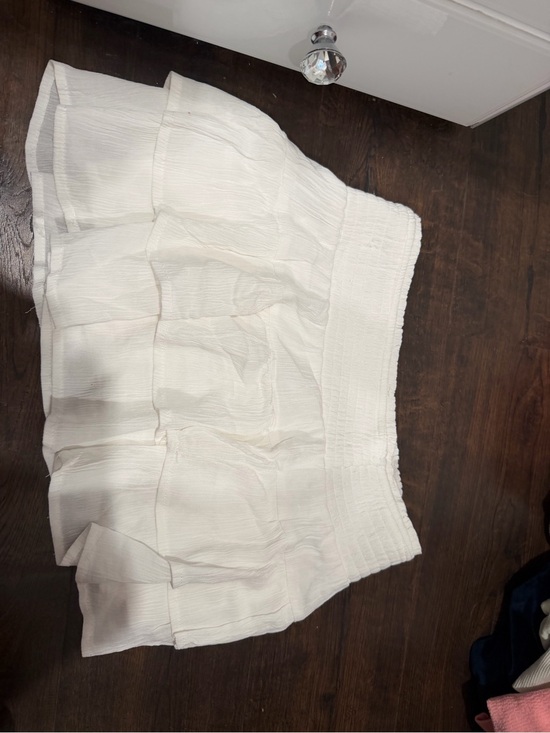Aeropostale Dresses & Skirts - Aeropostale White Tiered Ruffle Skort